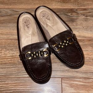 LifeStride Brown Mules